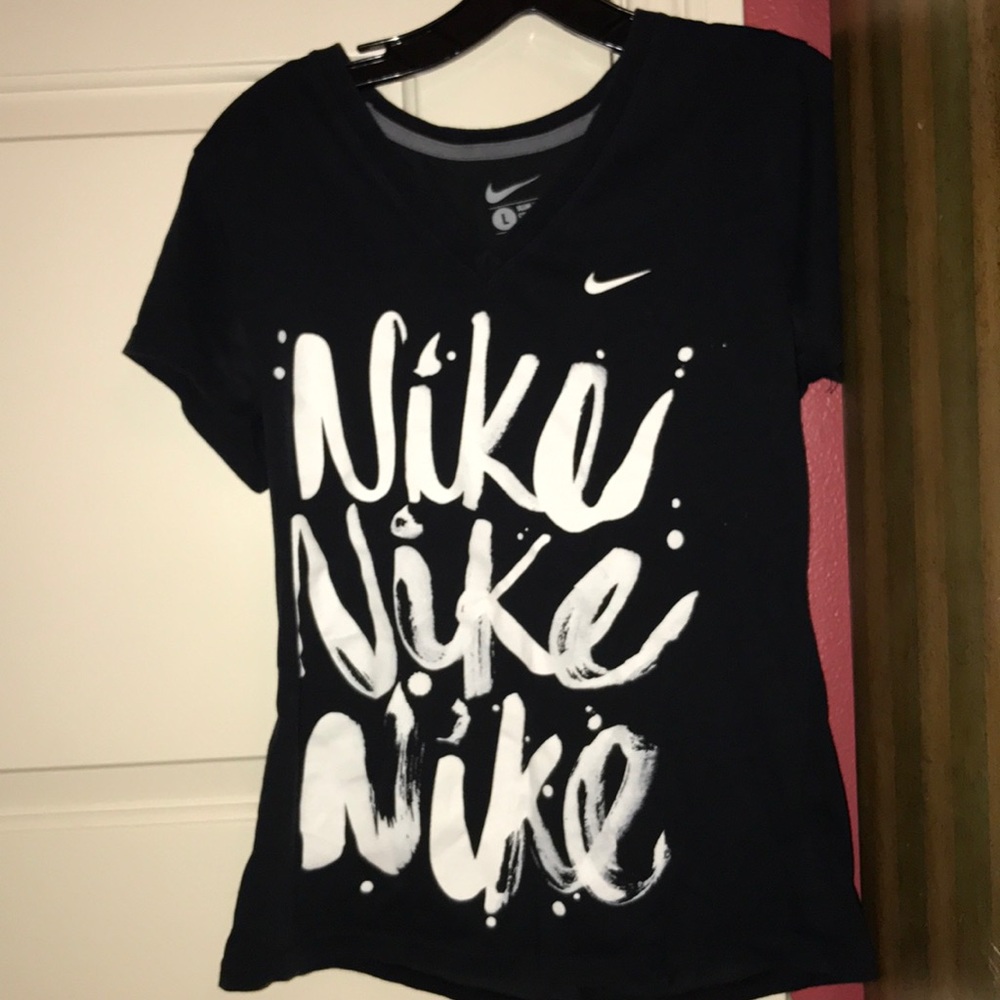 Nike tee shirt